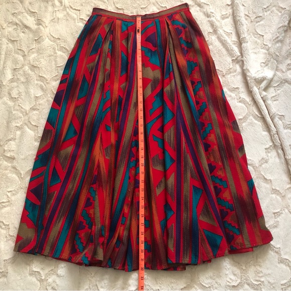 Vintage pleated midi skirt. Likely one of a kind at this point! - Picture 6 of 7